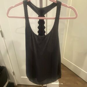 Lululemon 105 F Singlet Laser-Cut
Heathered Black Tank Top Size 4